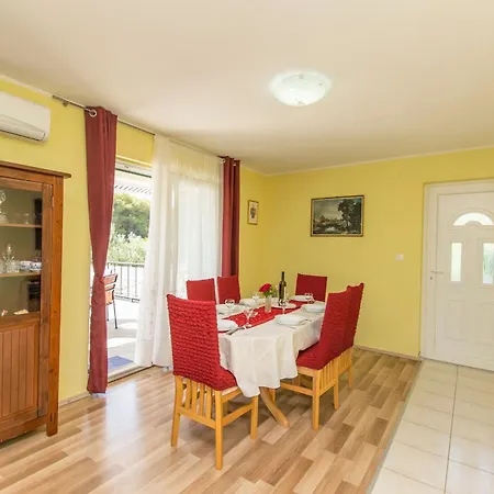 Maslina Apartment Brodarica (Sibenik-Knin)